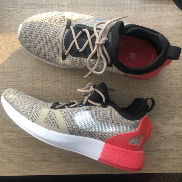 NIKE Duel Racer Women’s Sneakers - Picture 2 of 4
